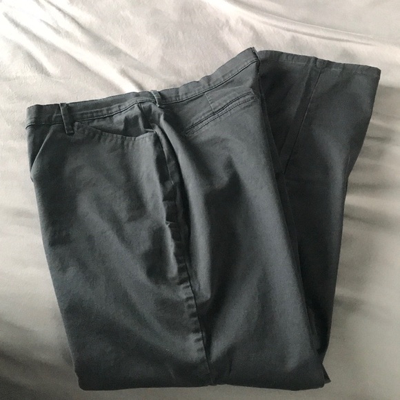 Lee All Day Work Pants. EUC. - Picture 6 of 8